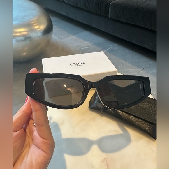 SOLD!🎉🎉🎉Celine Eyewear Triomphe Cat-Eye Sunglasses Unisex - Picture 15 of 16